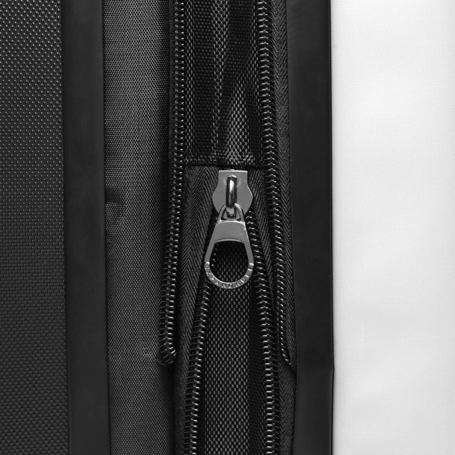 Gestura Wynden - Rêve Roamer Suitcases