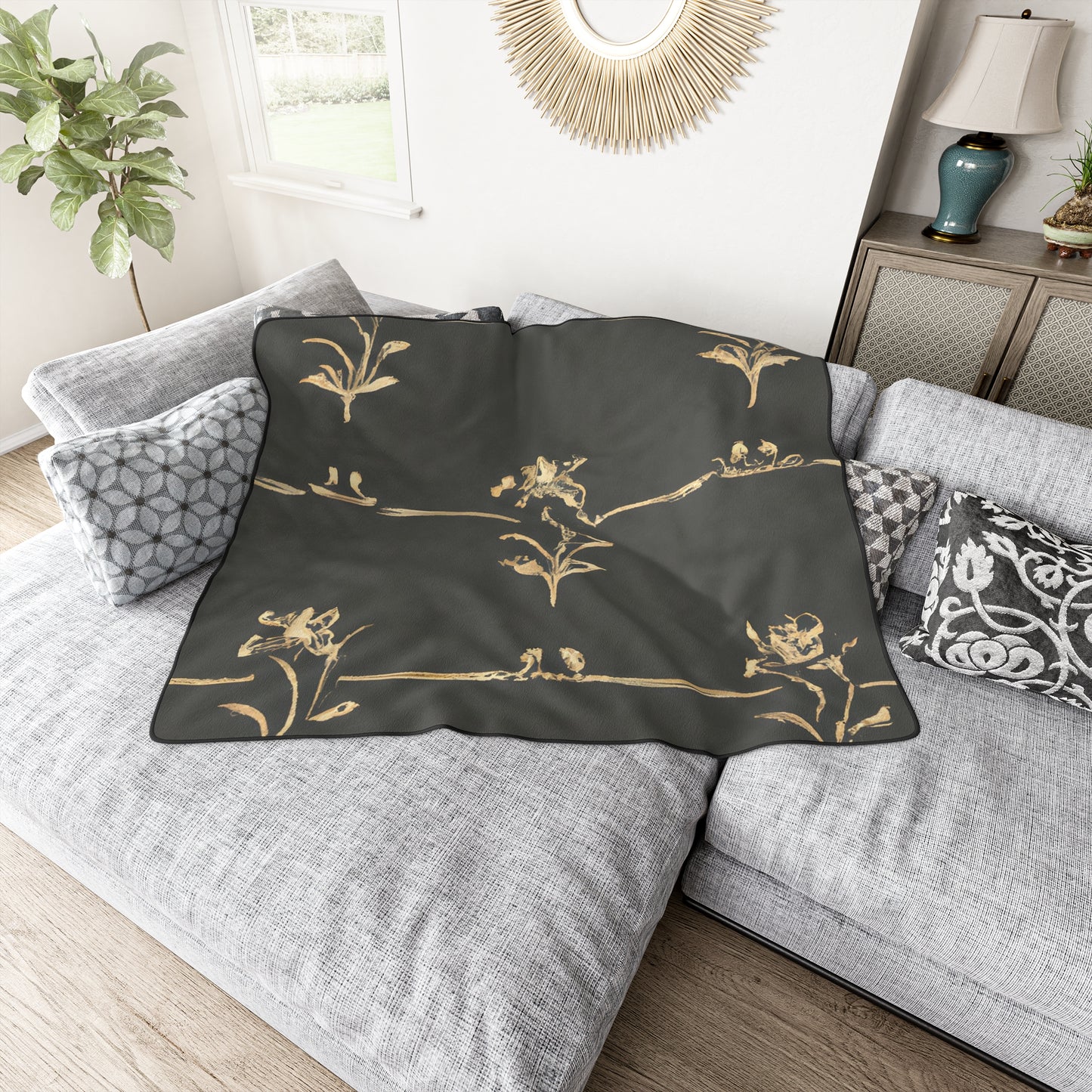 Iristo Shirley - Ultra-Soft Fleece Blanket