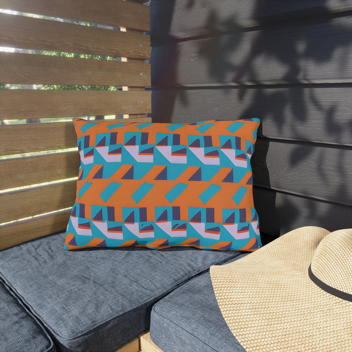 Metriqué Nellie - Outdoor Art Pillow