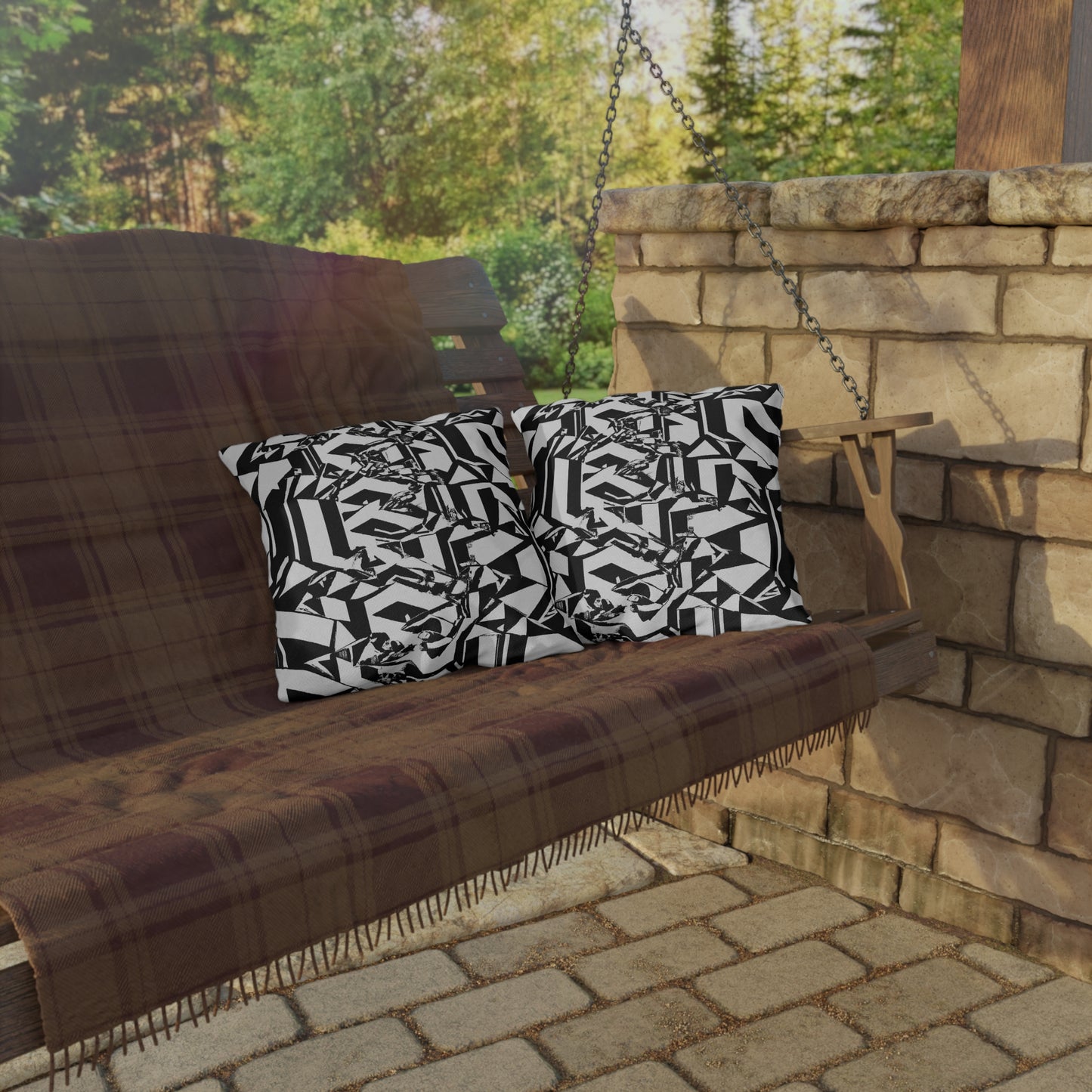 Metriqué Winifred - Outdoor Art Pillow