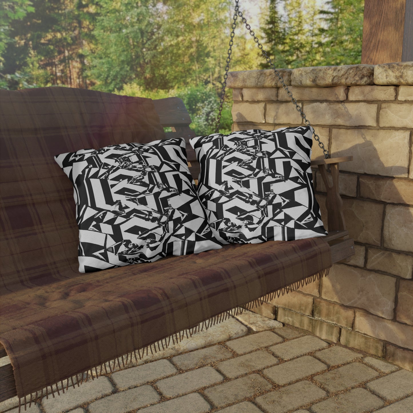 Metriqué Winifred - Outdoor Art Pillow