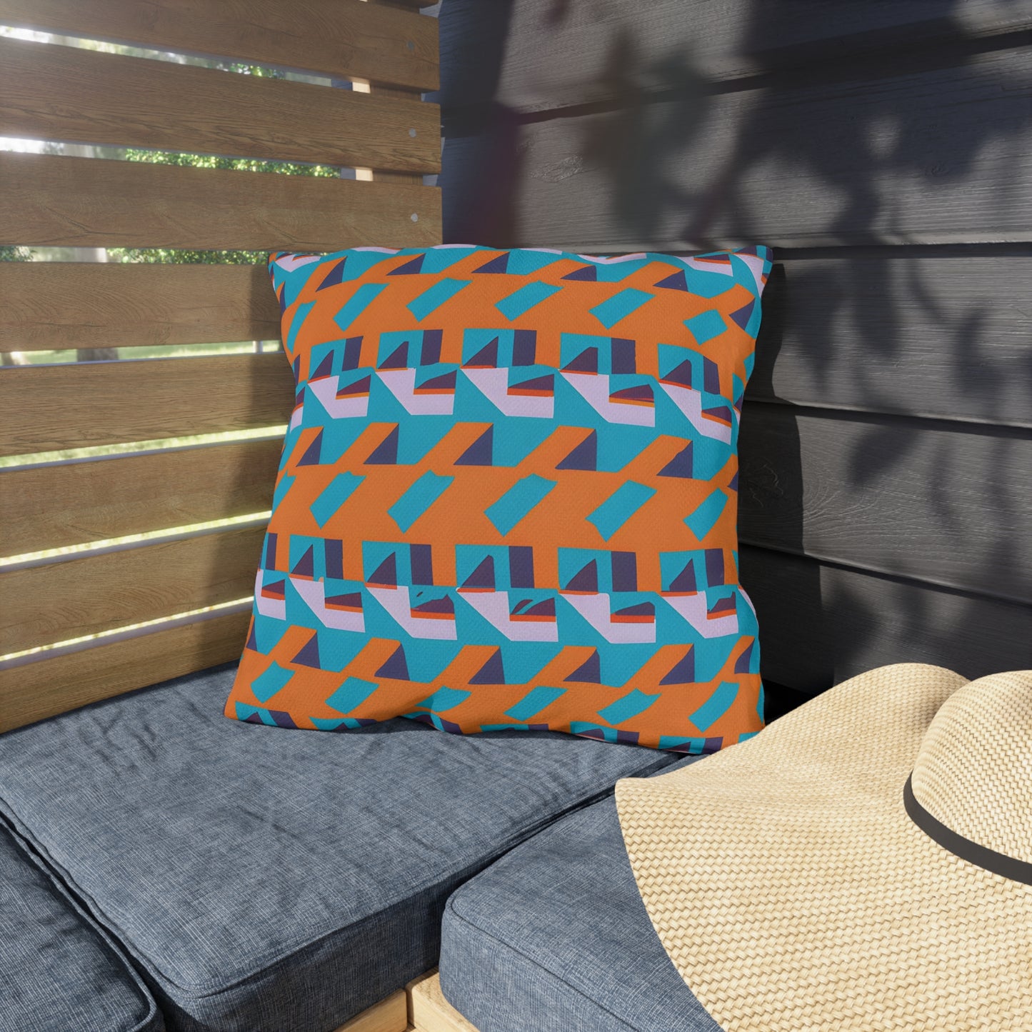 Metriqué Nellie - Outdoor Art Pillow